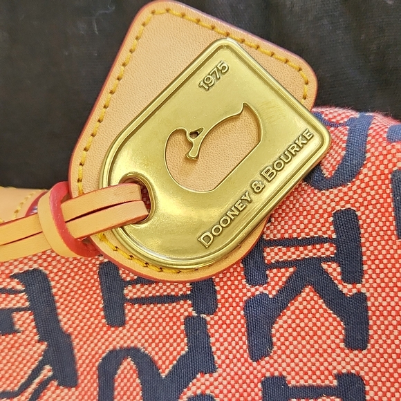 Dooney and Bourke Crossbody purse - Picture 2 of 14